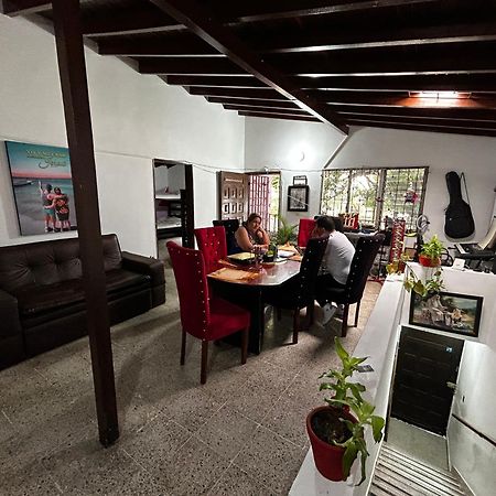 Hostel Urban City Medellín Extérieur photo
