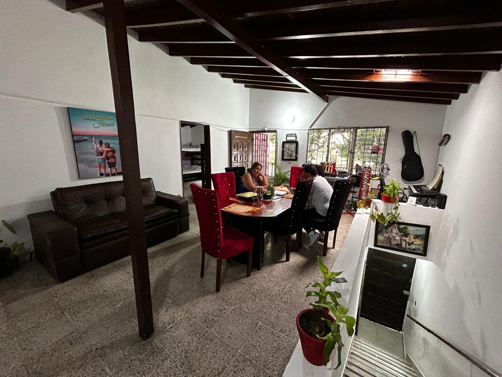 Hostel Urban City Medellín Extérieur photo