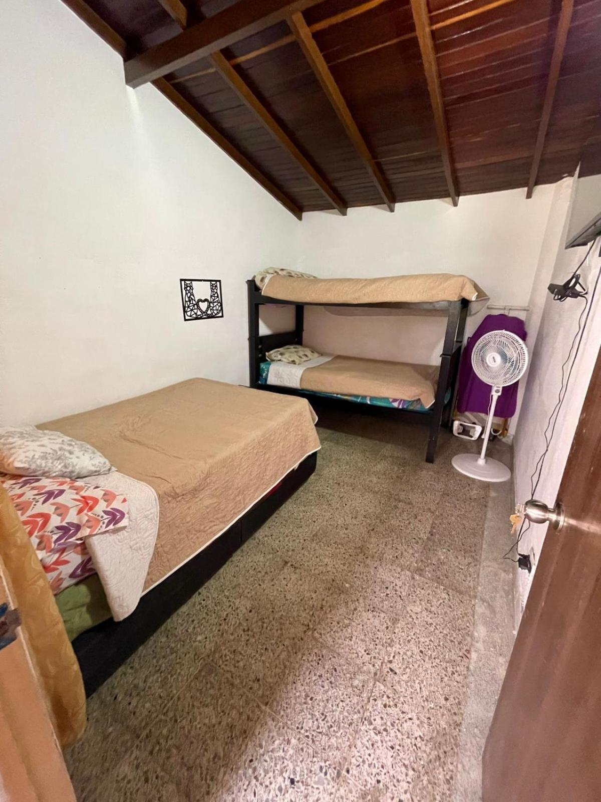 Hostel Urban City Medellín Extérieur photo